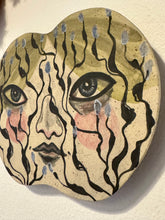 Ladda upp bild till gallerivisning, Genom riset