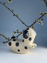 Load image into Gallery viewer, Hoppvalp 11