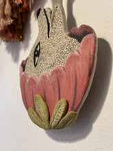 Ladda upp bild till gallerivisning, Bakom bladen 2