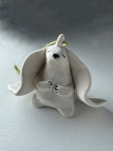 Ladda upp bild till gallerivisning, Litet porslinshänge 2